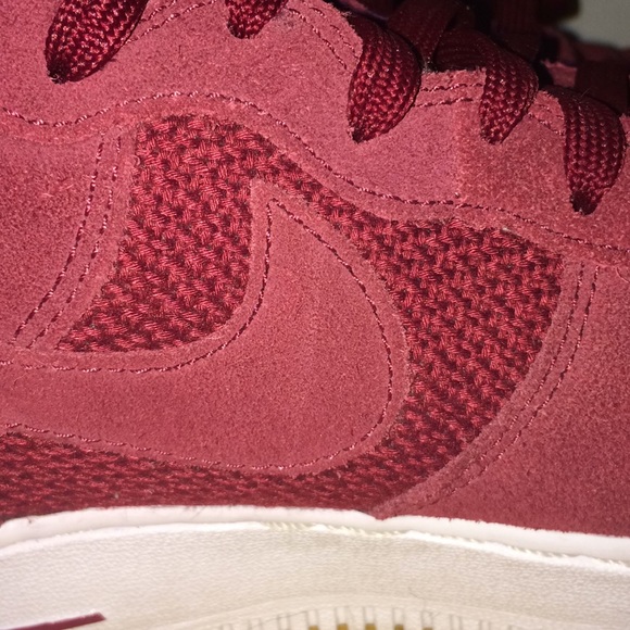 Nike Air Force 1 - Picture 5 of 8